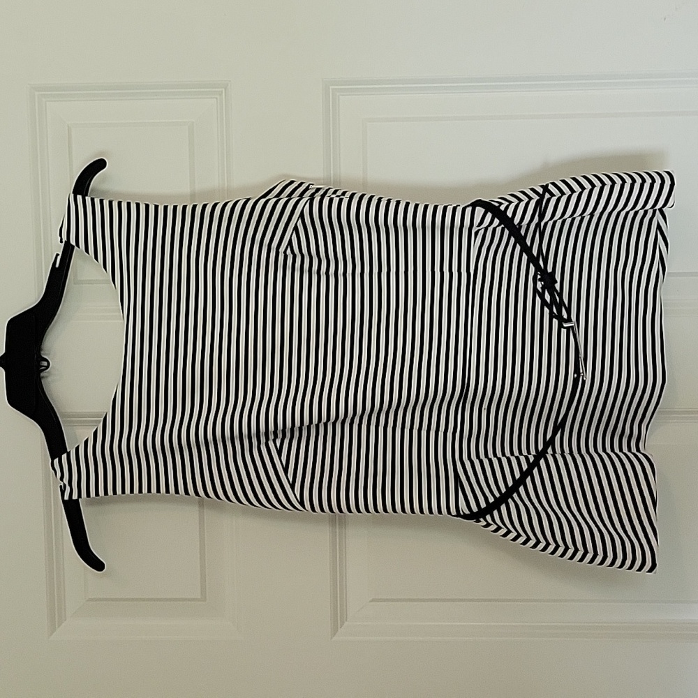WHBM Top